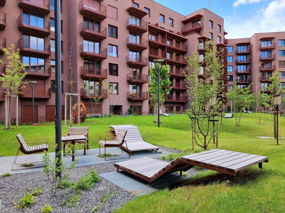 Apartment Zwirn, Free Parking, 24/7 Access Bratislava Eksteriør billede